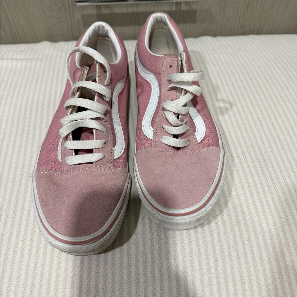 Vans Women's Dusty Pink Sneakers